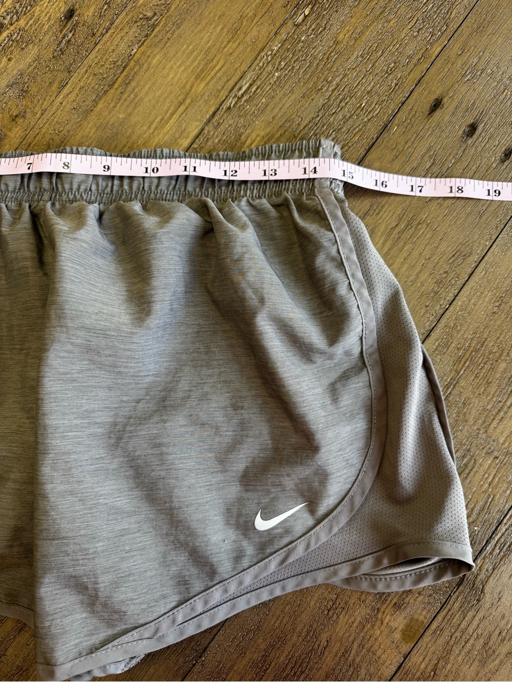 Nike Dri-FIT Running Shorts Womens L Gray Athletic Elastic Waist Lightweight - Picture 7 of 8